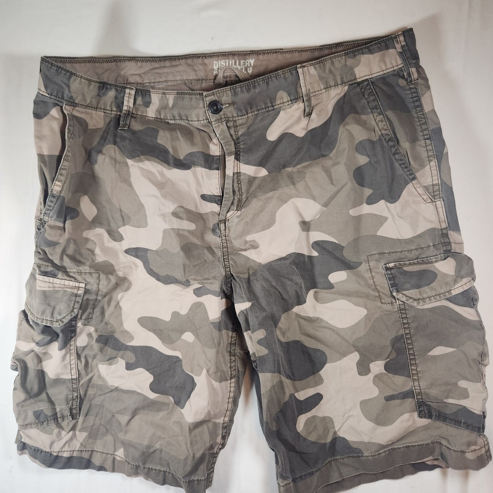 Distillery Apparel Mens Camo Cargo Shorts Size 40 Cotton Camouflage Green Brown